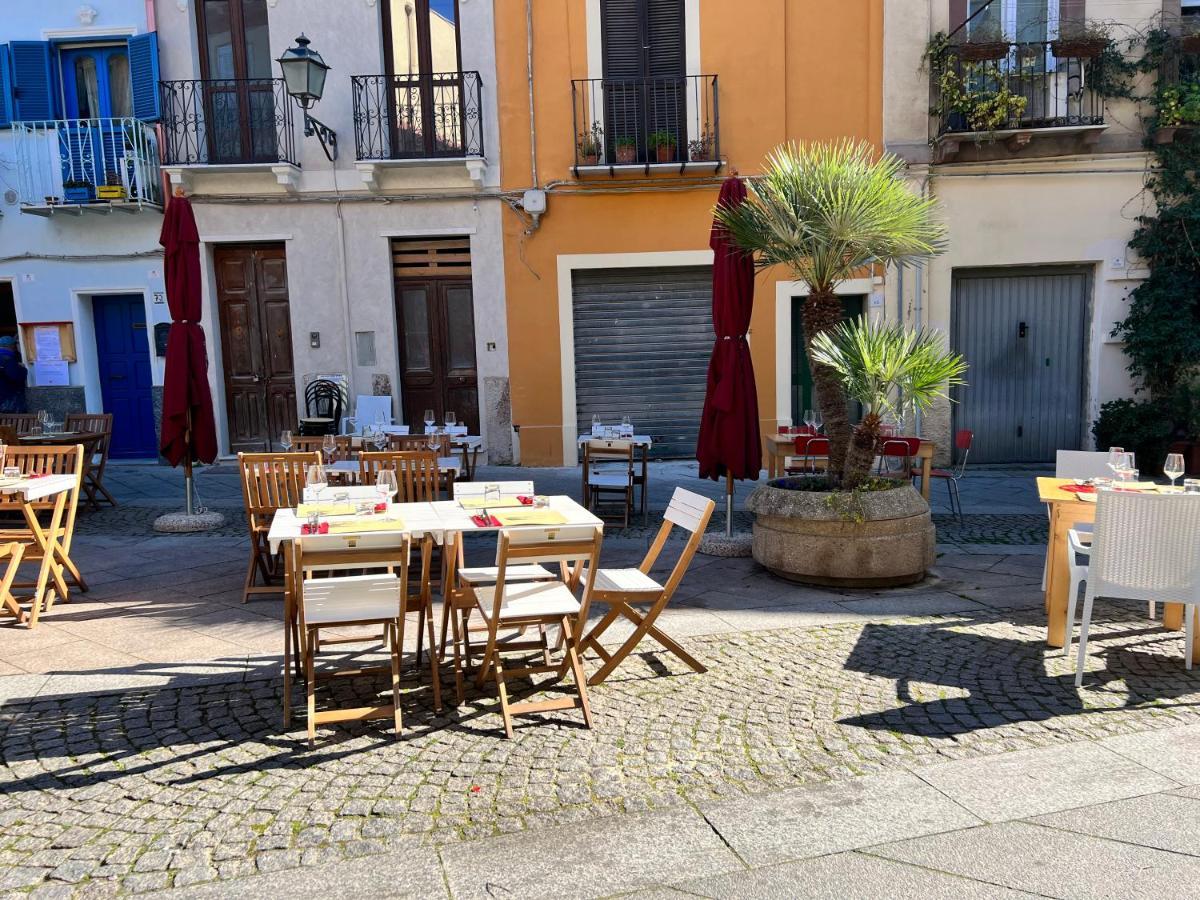La Casa Di Ale Nel Centro Storico Di Cagliari Lägenhet Exteriör bild