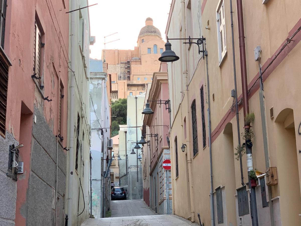 La Casa Di Ale Nel Centro Storico Di Cagliari Lägenhet Exteriör bild